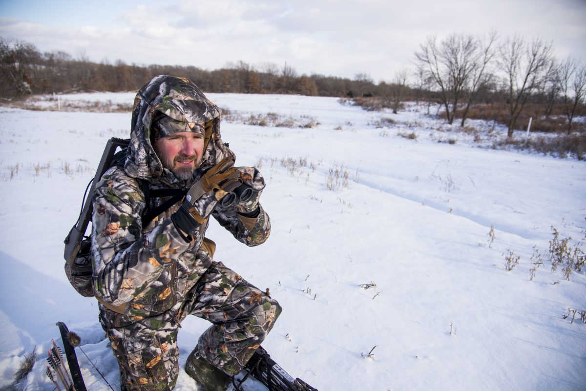 4 Last-Ditch Late-Season Deer Hunting Tactics - Legendary Whitetails ...