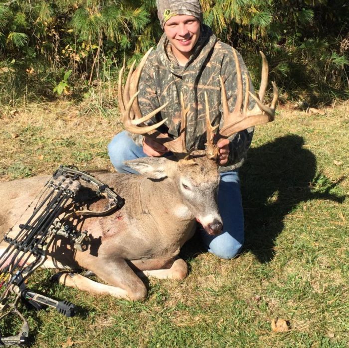 Taylor Gates Buck: Massive Missouri Monarch - Legendary Whitetails ...