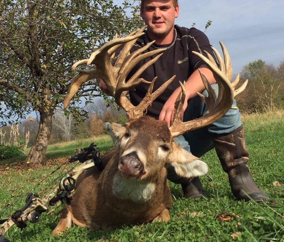 Jake Dierking Buck 267 Inch Missouri Giant Legendary Whitetails 